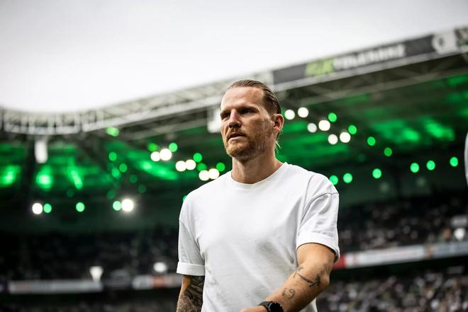 官方：门兴主帅波兰斯基下课；球队目前开局三连败德甲垫底